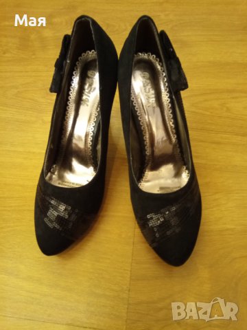 Елегантни черни дамски обувки  висок ток