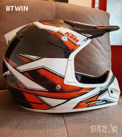 Каска - KTM Powerwear ( RACING PRO ) ! , снимка 3 - Аксесоари и консумативи - 52409714