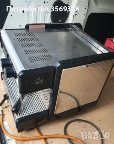 Професионална кафе машина , снимка 6 - Кафе машини - 51166543