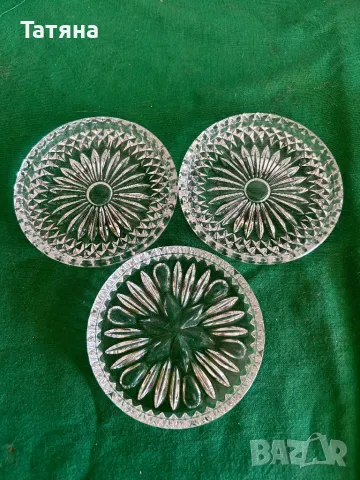 Стъклени чинийки винтидж