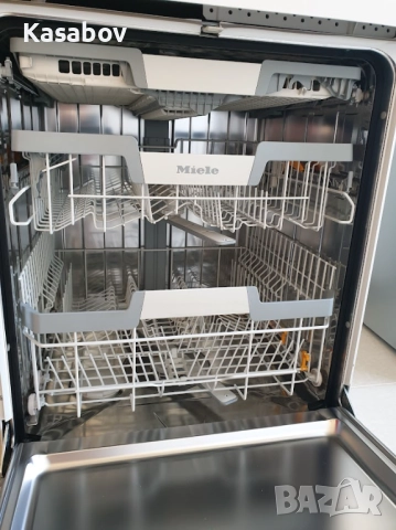 Съдомиялна Miele - Auto Open - 14 Комплекта - Свободностояща, снимка 2 - Съдомиялни - 52787483