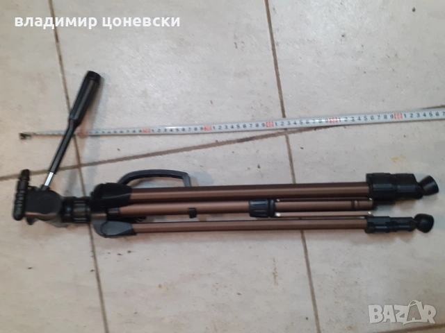 Статив,триножник,тринога за фотоапарат,телескоп и др., снимка 3 - Друга електроника - 53603544