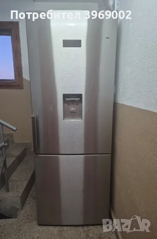 Хладилник Beko RCNE 520 E31 DZX за ремонт/части