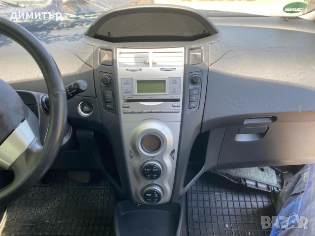 toyota yaris 2 1.3 робот на части тойота ярис 2 , снимка 5 - Автомобили и джипове - 50943924