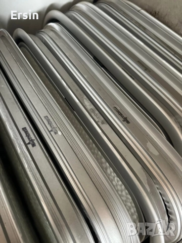 Оригинални странични алуминиеви врати за Кемпер и Караван (чисто нови), снимка 9 - Къмпинг мебели - 51882886