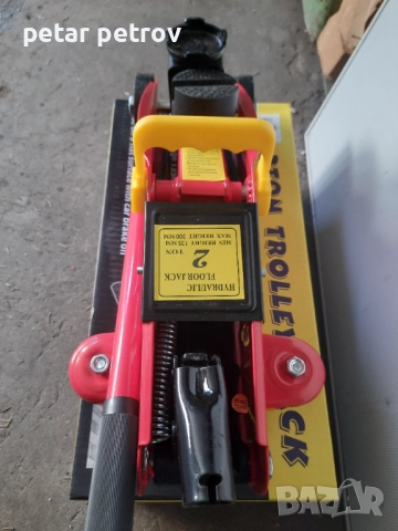 Хидравличен крик 2т., снимка 4 - Аксесоари и консумативи - 52752624