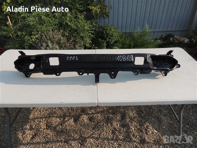 Усилване на задна броня Kia Ceed година 2018 2019 2020 2021 2022 Комби код 86630-J7301 , снимка 6 - Аксесоари и консумативи - 42095568