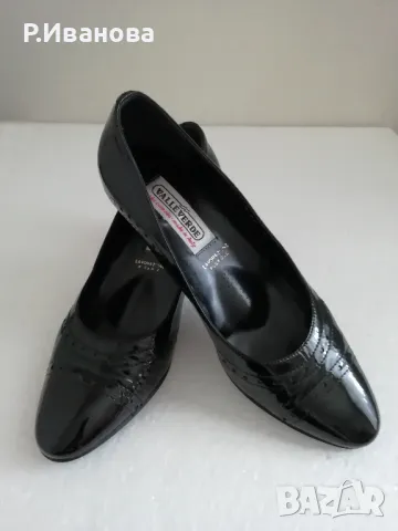 Елегантни дамски лачени обувки VALLEVERDE 35 размер