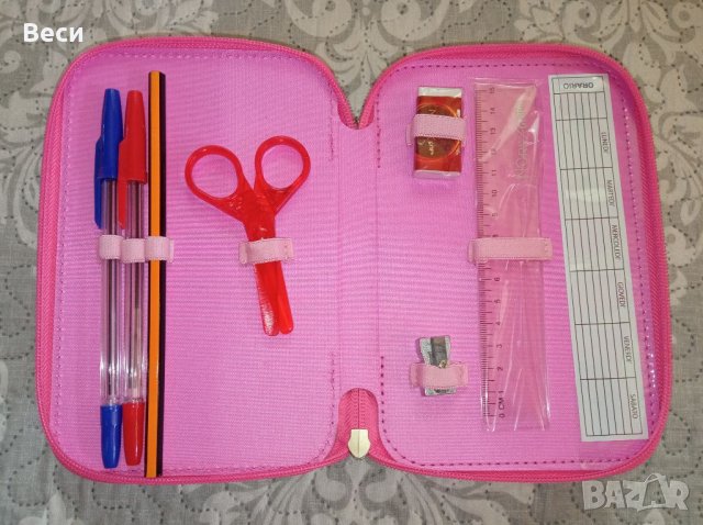 Ученическа раница на Marshmallows  в комплект с аксесоари , снимка 11 - Раници - 41364603