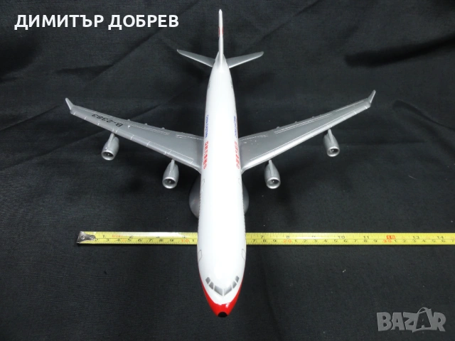 КОЛЕКЦИОНЕРСКИ МОДЕЛ САМОЛЕТ CHINA EASTERN AIRBUS A340-300 С ОРИГИНАЛНА КУТИЯ, снимка 9 - Колекции - 53873160
