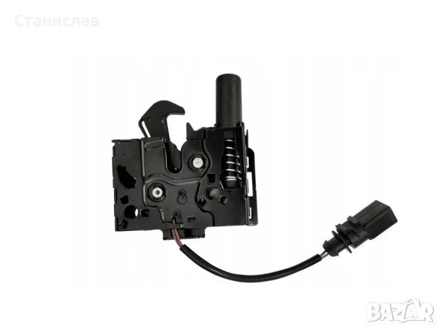 Машинка за заключване на преден капак за Audi A4 B9 – 8W0823509