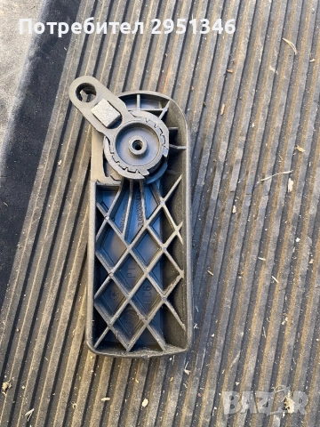 Дръжка преден капак Porsche Panamera, снимка 2 - Части - 52275183