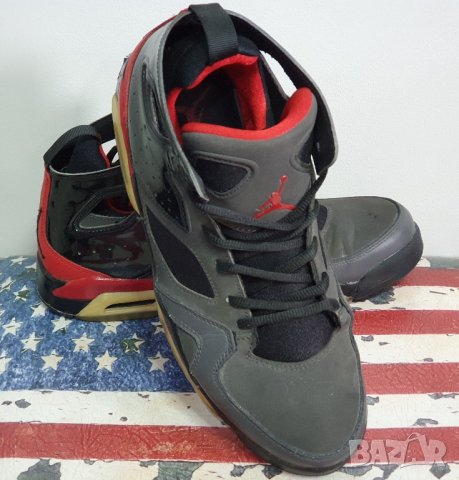 JORDAN 40.5 номер , снимка 4 - Маратонки - 41770187