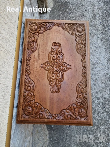 Страхотна антикварна френска масичка масив дърворезба, снимка 7 - Антикварни и старинни предмети - 51050996