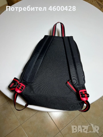 Раница Eastpak 620 Authentic (оригинал, черна), снимка 2 - Раници - 53344115