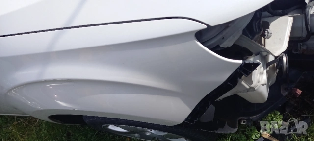 Десен калник Subaru Forester III, снимка 3 - Части - 53658796