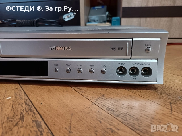 комбиниран DVD плейър / видеокасетофон Toshiba, модел SD-24VLSL. , снимка 4 - Аудиосистеми - 53141962