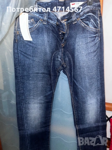 Дамски дънки на Gas