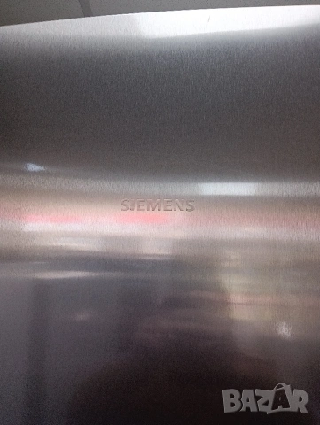 Иноксов комбиниран хладилник с фризер Сименс с две години гаранция!, снимка 7 - Хладилници - 53652454