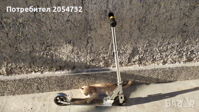 Сгъваема тротинетка с крачна спирачка, снимка 4 - Скейтборд, ховърборд, уейвборд - 51513925