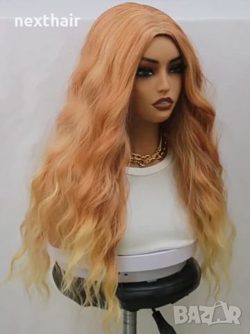 Оранжева къдрева перука с руси краища на път