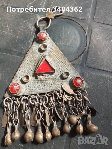 Стар накит - висулка със звънчета - носия, снимка 2 - Антикварни и старинни предмети - 50918695
