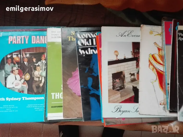 Грамофонни плочи големи и малки и две вази ., снимка 3 - Други стоки за дома - 17406434