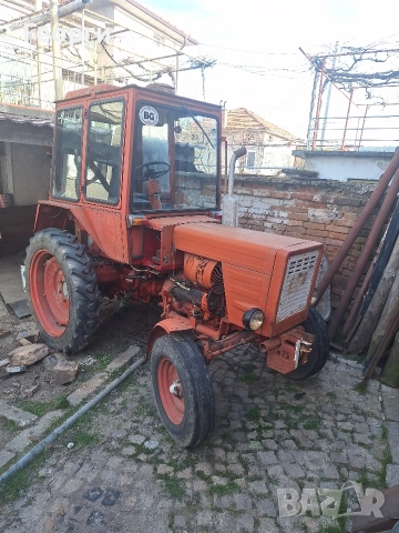 продавам трактор владимирец т25