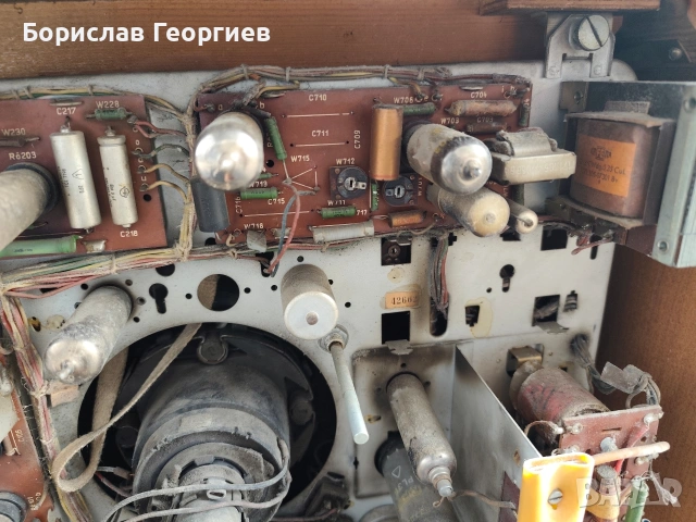 Стар немски лампов телевизор стадион 2 1964 г, снимка 8 - Антикварни и старинни предмети - 53437881