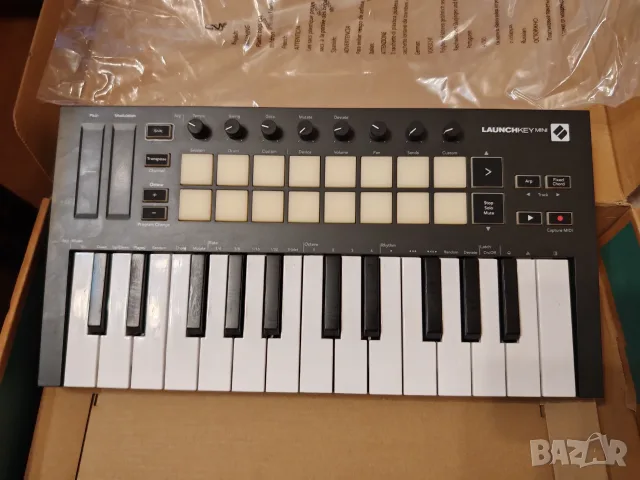 Novation Launchkey Mini 25 MK3 – MIDI клавиатура, 25 клавиша, 16 pads, снимка 2 - Синтезатори - 55964129