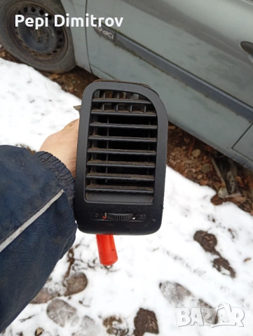 Дясна въздоховод духалка Volkswagen Polo  2000 г , снимка 4 - Части - 53201611