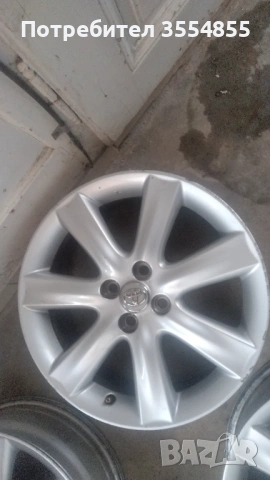 Джанти oригинални 17ки Toyota, снимка 3 - Гуми и джанти - 53513422