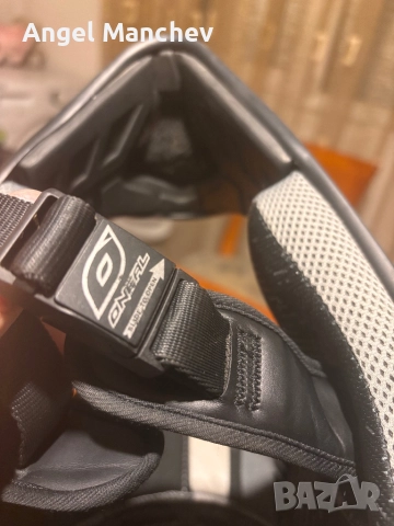 Кросова каска O’Neal като нова, снимка 12 - Аксесоари и консумативи - 51968214