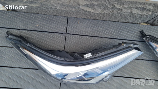 Фар Toyota CH-R 18-19г LED десен Facelift, снимка 2 - Части - 50948310