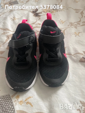 Детски маратонки Nike, снимка 4 - Детски маратонки - 52041130