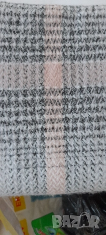 Дамски шал H&M, снимка 4 - Шалове - 52160497