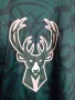 Оригинален фенски потник на Milwaukee Bucks, снимка 6