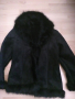 Черно пухкаво палто