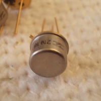 Транзистор 2N 1613, снимка 4 - Друга електроника - 36082047