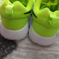 Nike нови оригинални маратонки 37.5, снимка 3 - Маратонки - 41363074