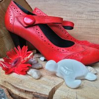 Изисканост към облеклото Ви с дамски обувки,изработени от естествена кожа в актуален червен цвят, снимка 11 - Дамски обувки на ток - 41600756