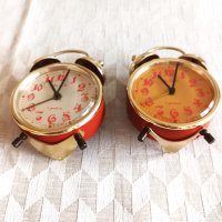 Часовник будилник Слава с камбанки работещ, снимка 5 - Антикварни и старинни предмети - 44322490