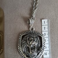 Синджир с медальон - лъвска глава. Винтидж., снимка 3 - Колиета, медальони, синджири - 40237610