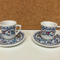 Чаша с чинийка за турско кафе - 2 сета, снимка 1 - Сервизи - 44825492