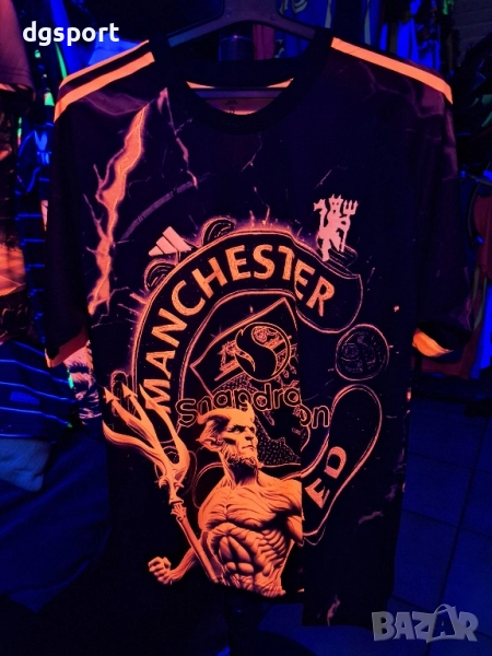 Флуоресцентна футболна фланелка на Манчестър Юнайтед!Специално издание Дявол!, снимка 1