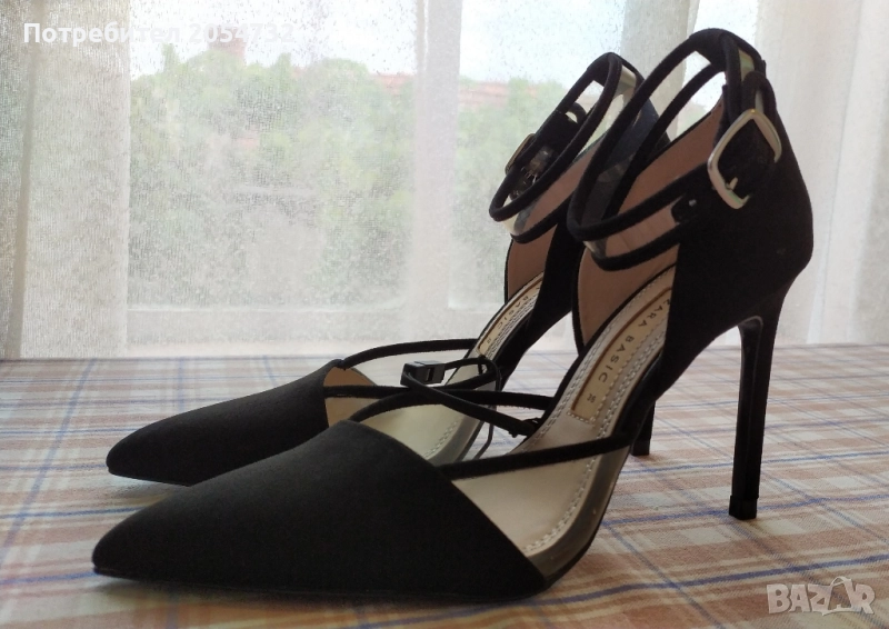 Черни велурени токчета с каишка - Zara (Зара), 36-ти номер, снимка 1