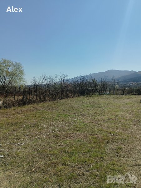 Агенция Танкос 07 продава двуетажна къща  с гараж  - РЗП 270 кв.м. и 900 кв.м. двор в с Първенец  , снимка 1