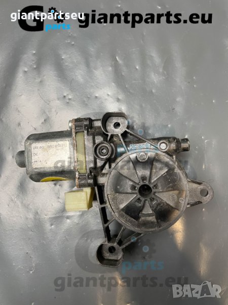 Мотор за стъклоповдигач АУДИ AUDI A4 , 8W0959811, снимка 1