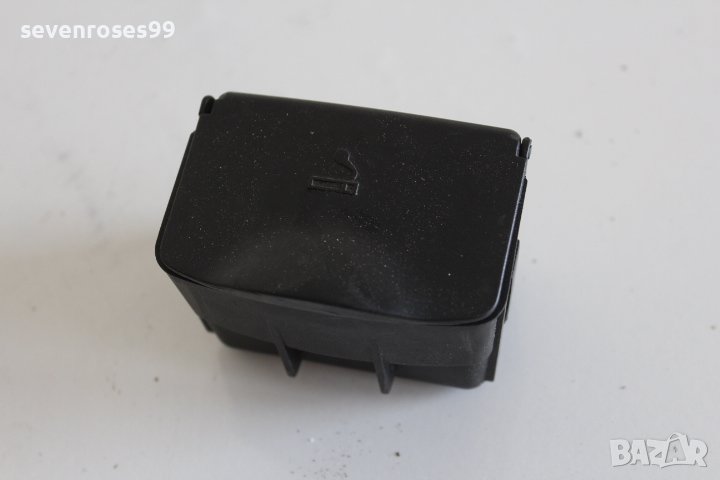 Пепелник заден Форд Фокус 1 Ford Focus 1 98ABA048A42B, снимка 1
