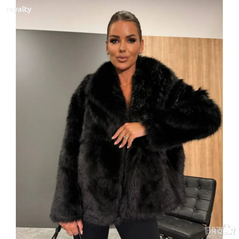 Дамско палто с еко-косъм и голяма яка, снимка 1